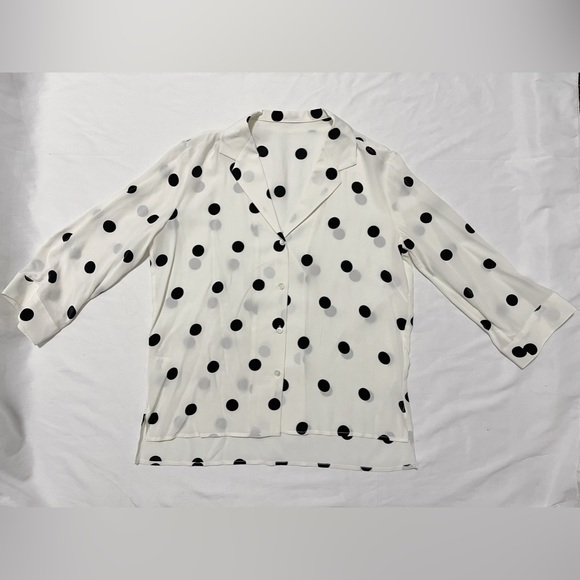 Black and White Polka Dot Three-Quarter Sleeve Silk Blouse - Picture 4 of 12